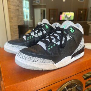 Air Jordan 3 Retro "Green Glow" Men's Shoes Size: M 10.5